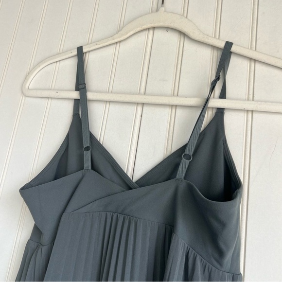 Athleta Size S Pleated Pirouette Layering Dress in Metropolis Grey - Picture 9 of 10